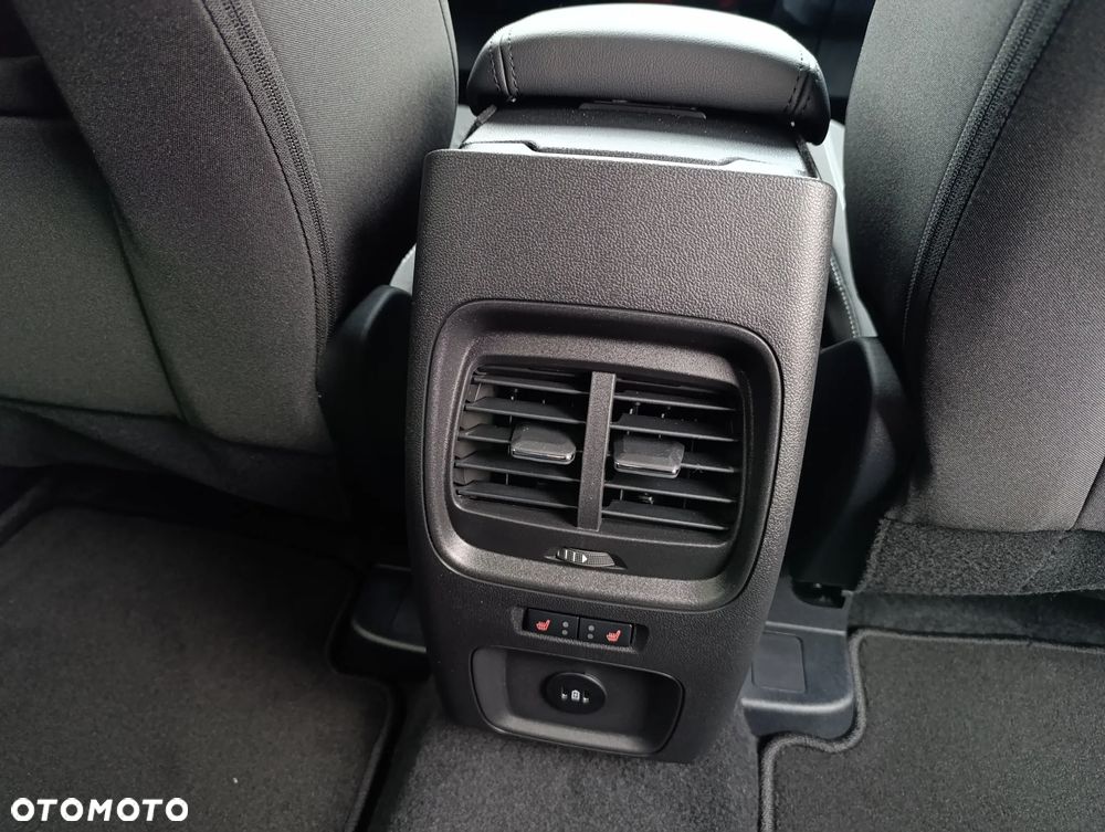 Ford Kuga 1.5 EcoBoost FWD Titanium - 26