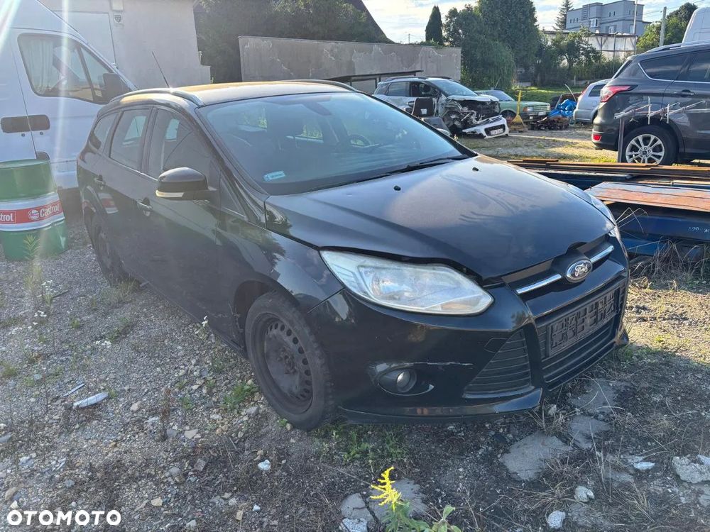 Lampy tył, przód prawa, lewa Ford Focus MK3 kombi 2011 - 4