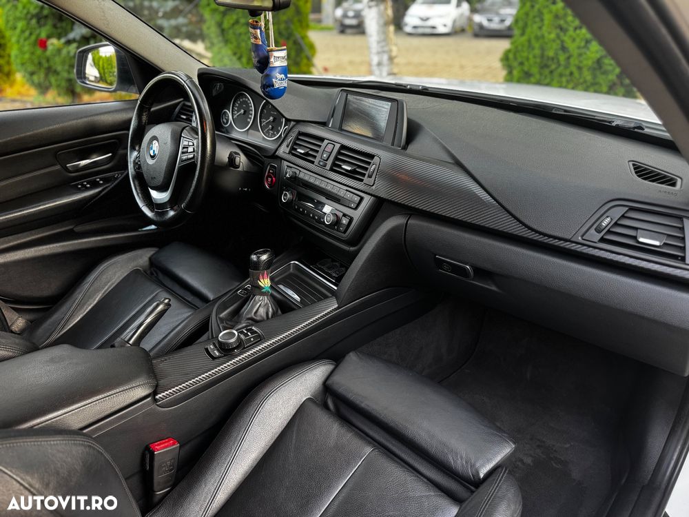 BMW Seria 3 320d EfficientDynamics Edition - 8