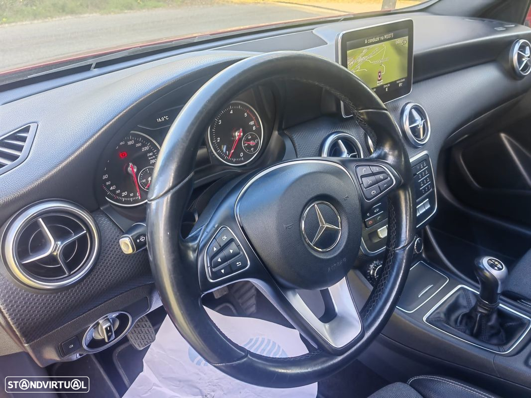 Mercedes-Benz A 180 - 9