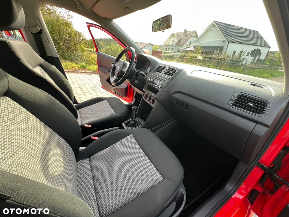 Volkswagen Polo - 19