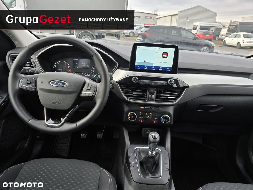 Ford Kuga - 10