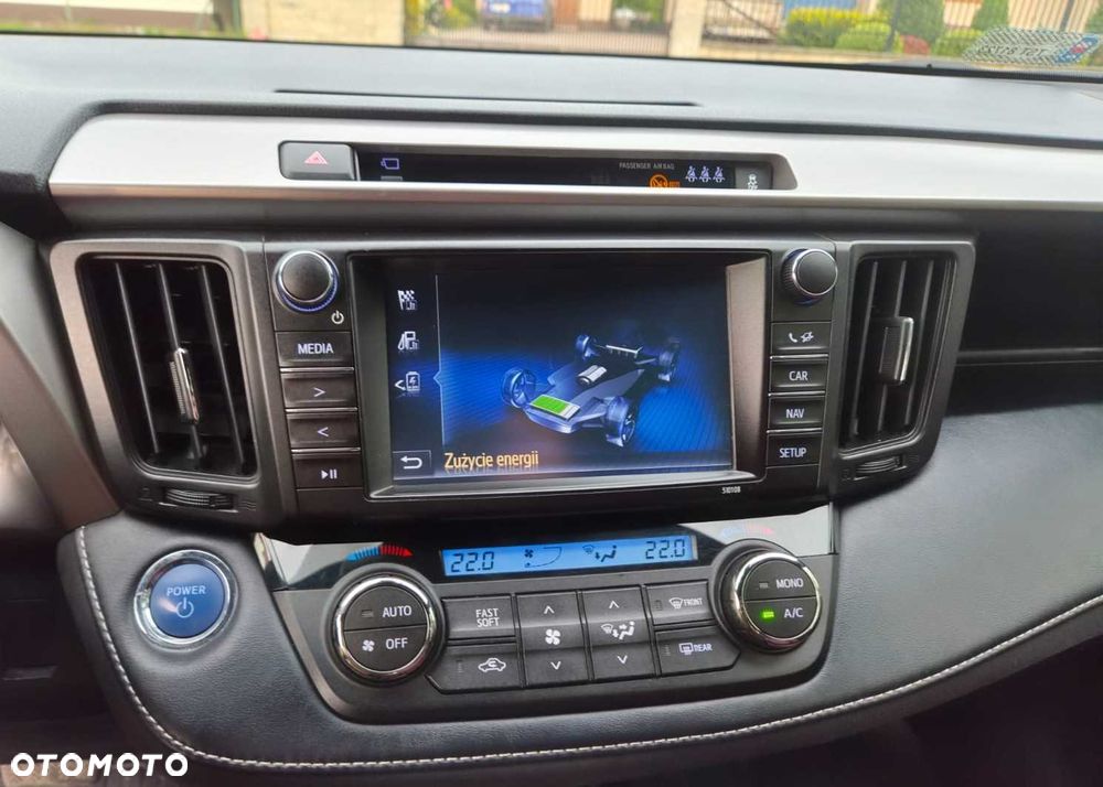 Toyota RAV4 - 8