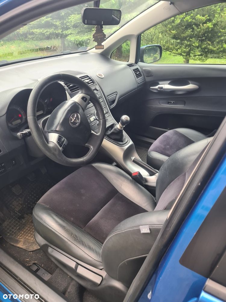 Toyota Auris - 3
