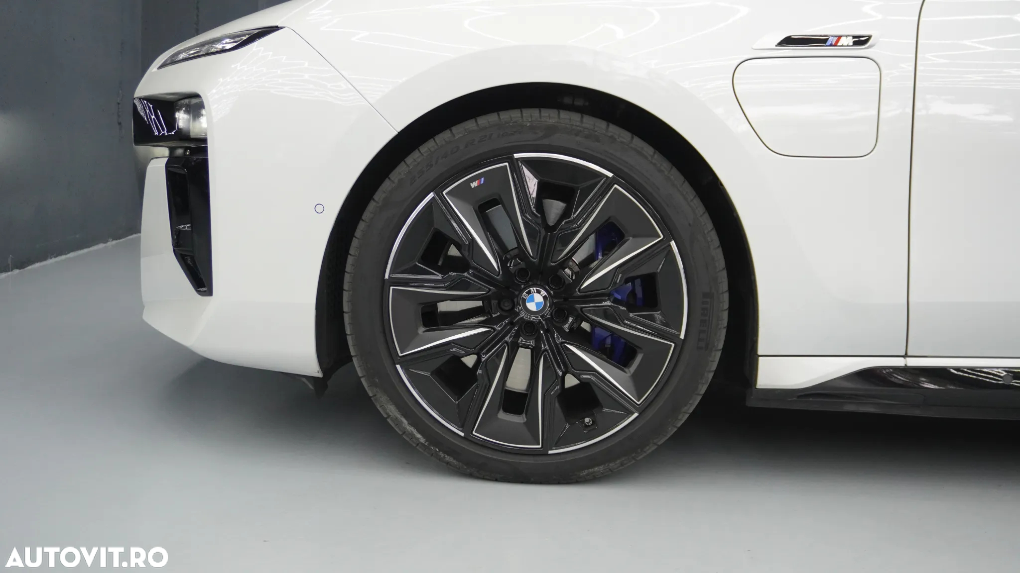 BMW M7 - 6