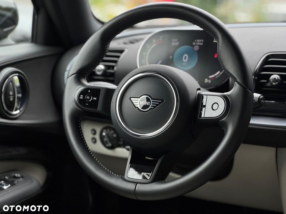 MINI Clubman Cooper - 16