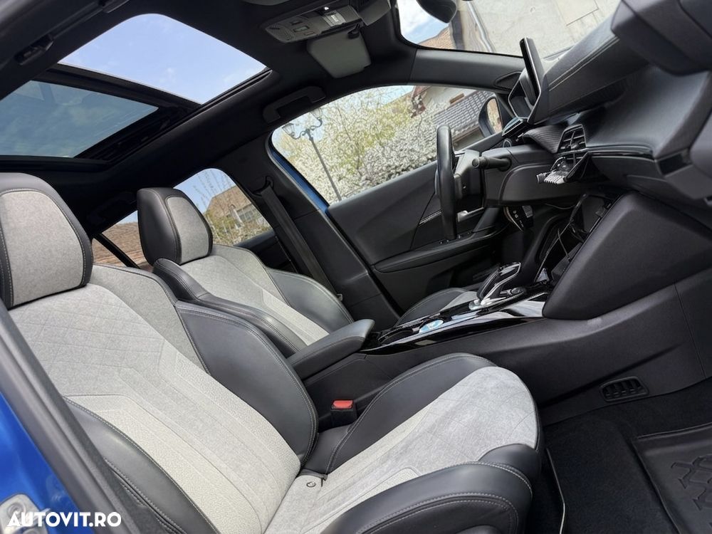 Peugeot 2008 GT+ - 6