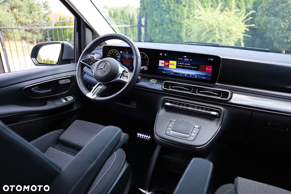 Mercedes-Benz Klasa V 250 d Avantgarde 9G-Tronic (d³ugi) - 27