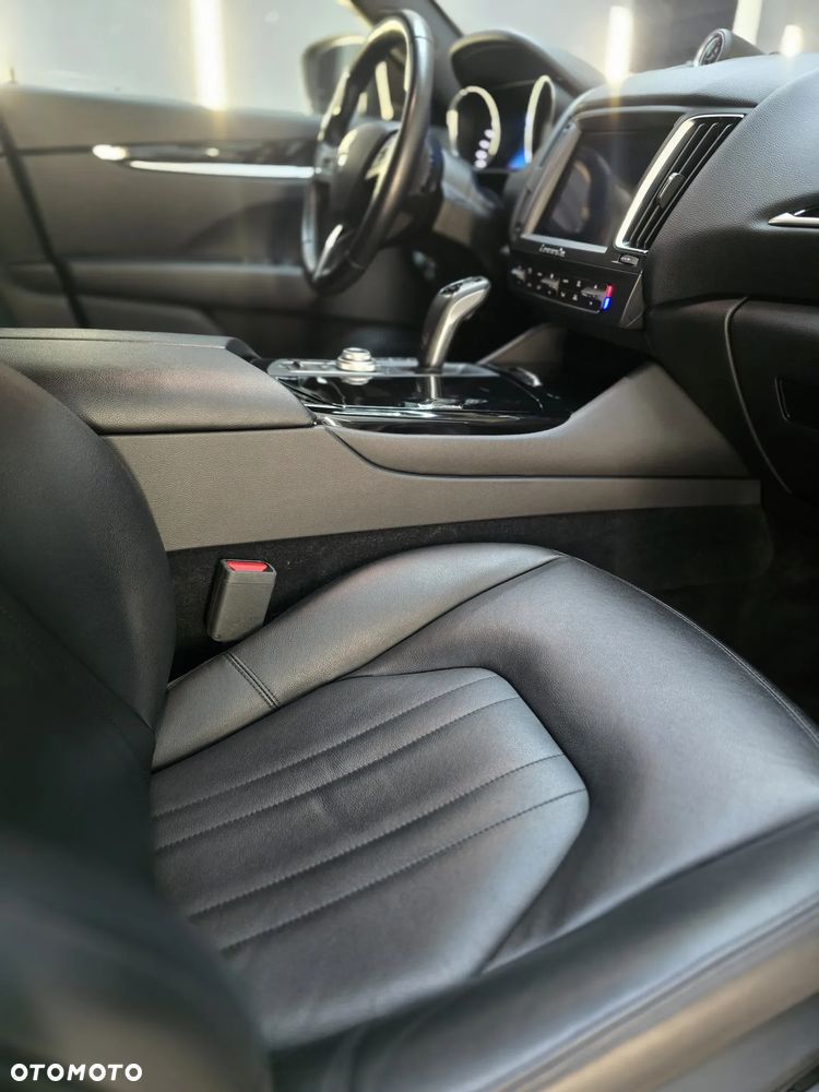 Maserati Levante Q4 - 15