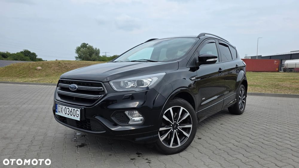 Ford Kuga - 1