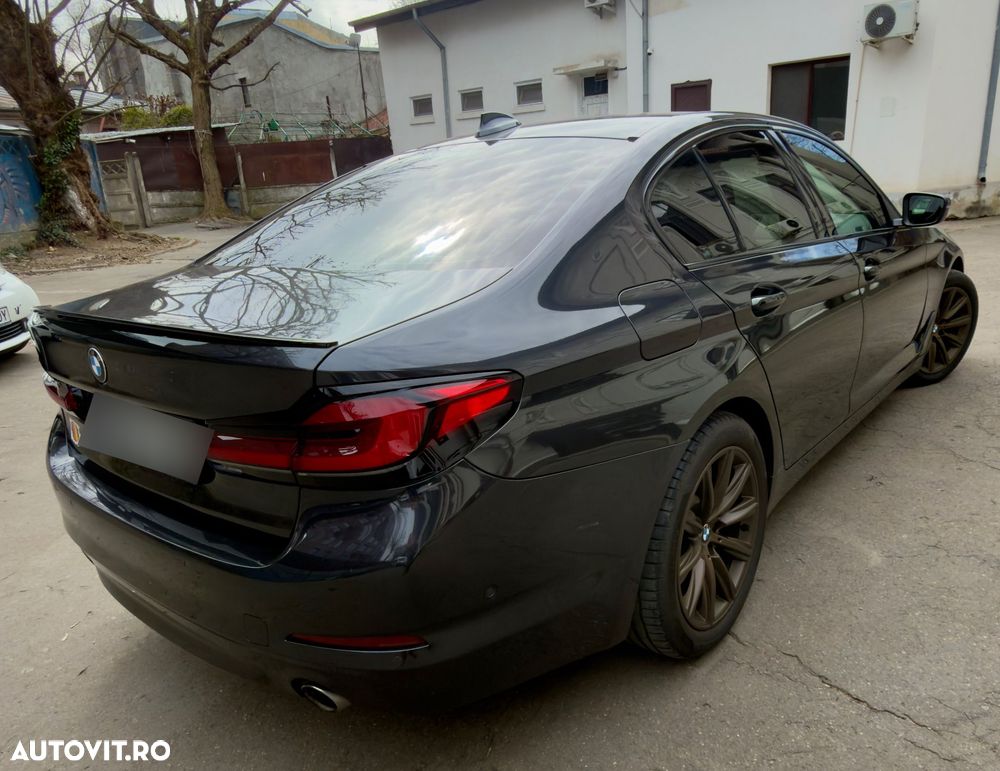 BMW Seria 5 530i xDrive Aut. - 5