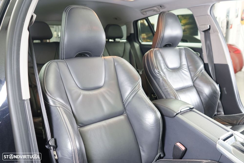 Volvo V60 2.4 D6 Summum AWD Phev - 36