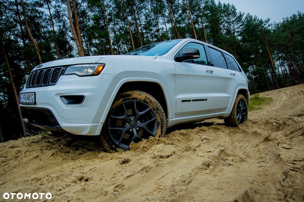 Jeep Grand Cherokee - 6
