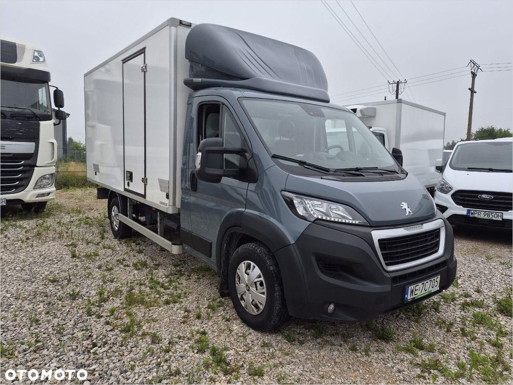 Peugeot Boxer 435 BlueHDi Euro 6 2179ccm - 165KM 3,5t 19-2 Boxer 435 BlueHDi L4 Premium - 4