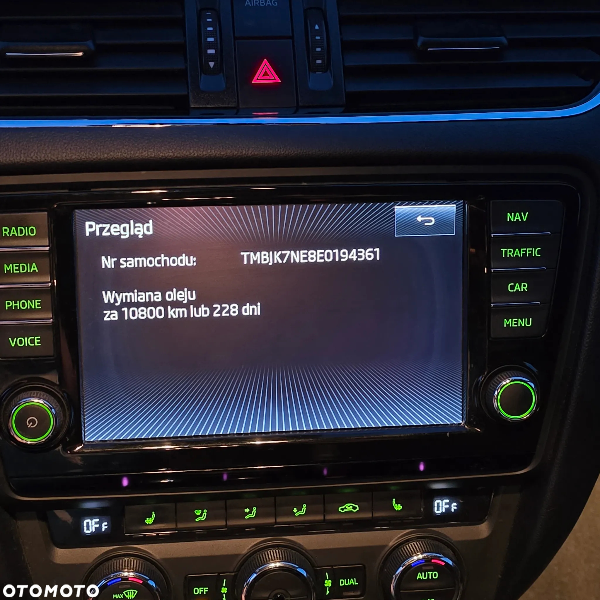 Skoda Octavia Combi 2.0 TDI RS - 32