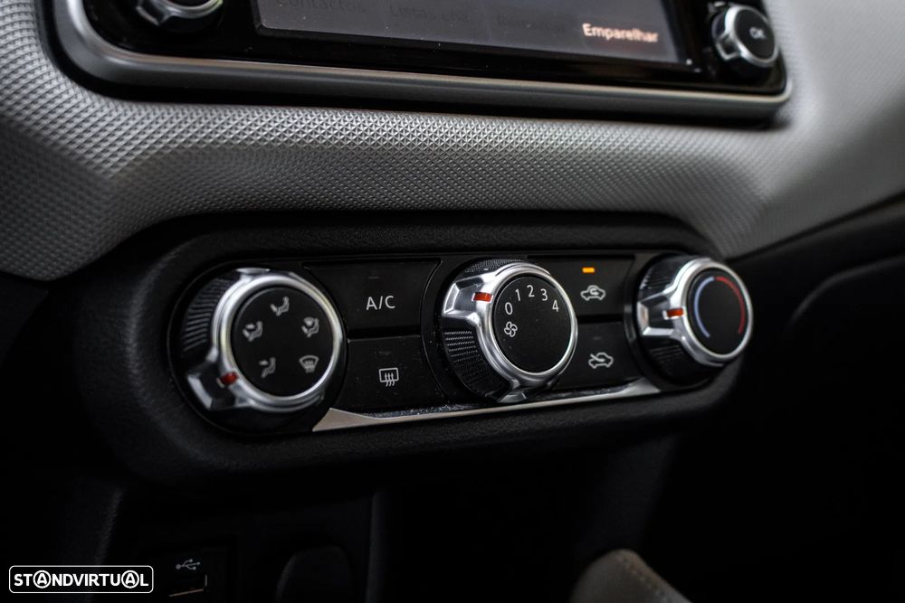 Nissan Micra 1.0 G Acenta - 22