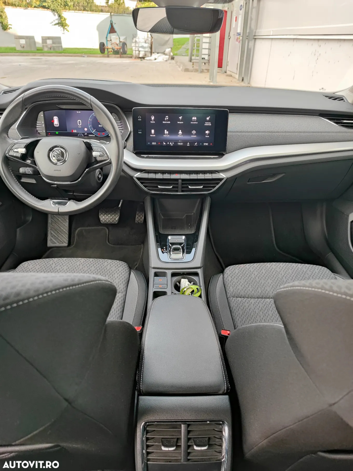 Skoda Octavia 2.0 TDI DSG First Edition - 35