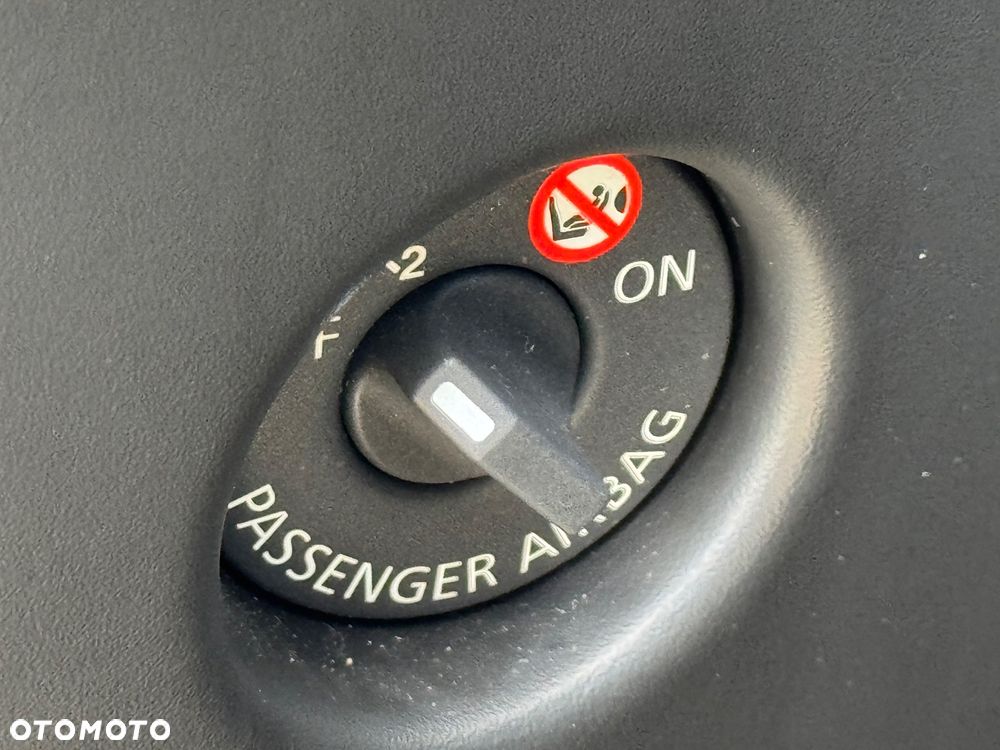 Renault Clio 0.9 TCe Limited - 31