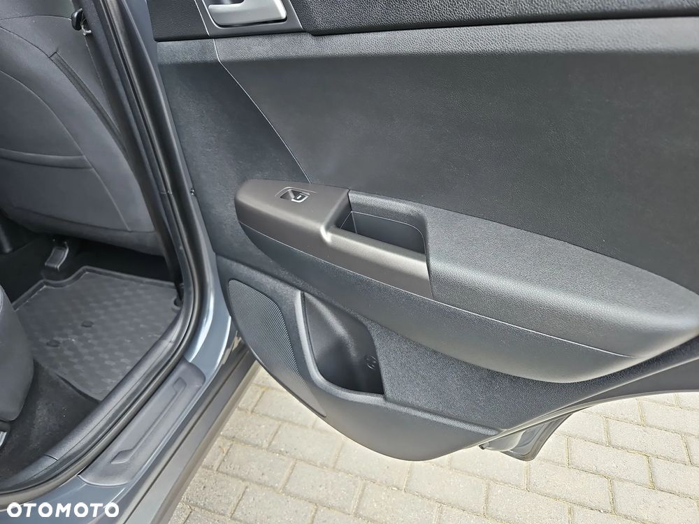 Kia Sportage 1.6 GDI M 2WD - 26