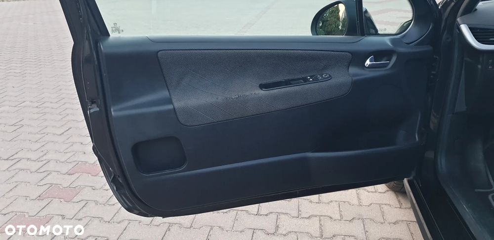 Peugeot 207 1.6 HDi 16V Trendy - 15