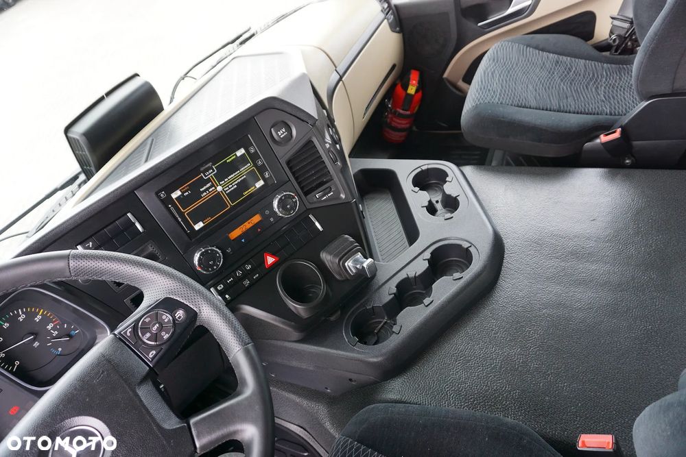 Mercedes-Benz ACTROS / 1835 / ACC / E 6 / FIRANKA + WINDA / 21 PALET / DŁ. 8,4 M - 9