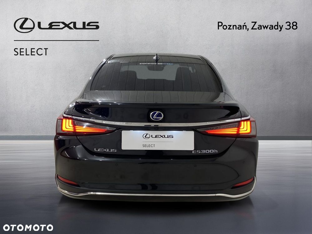 Lexus ES - 9