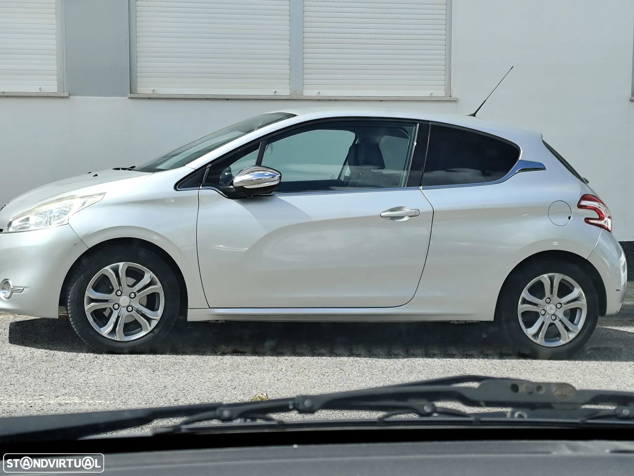 Peugeot 208 1.2 VTi Access - 1