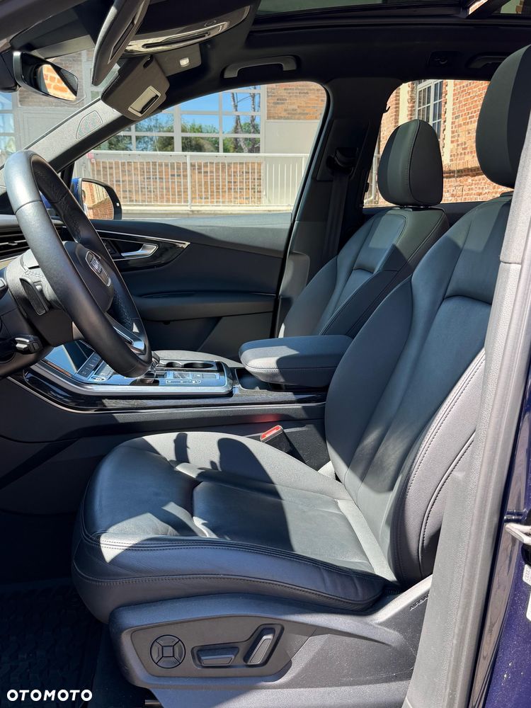 Audi Q7 55 TFSI quattro tiptronic - 13