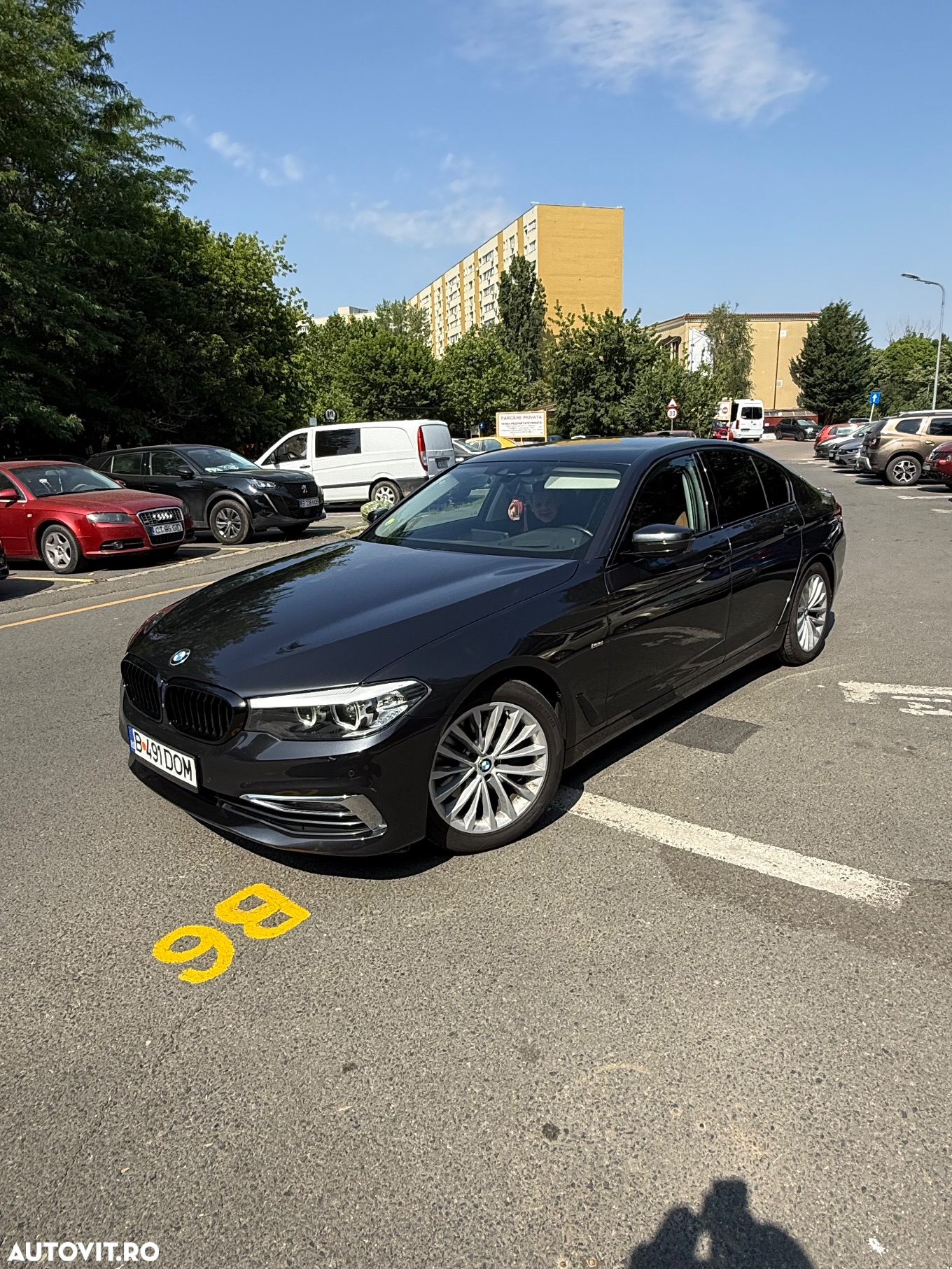 BMW Seria 5 520d Aut. Luxury Line - 2