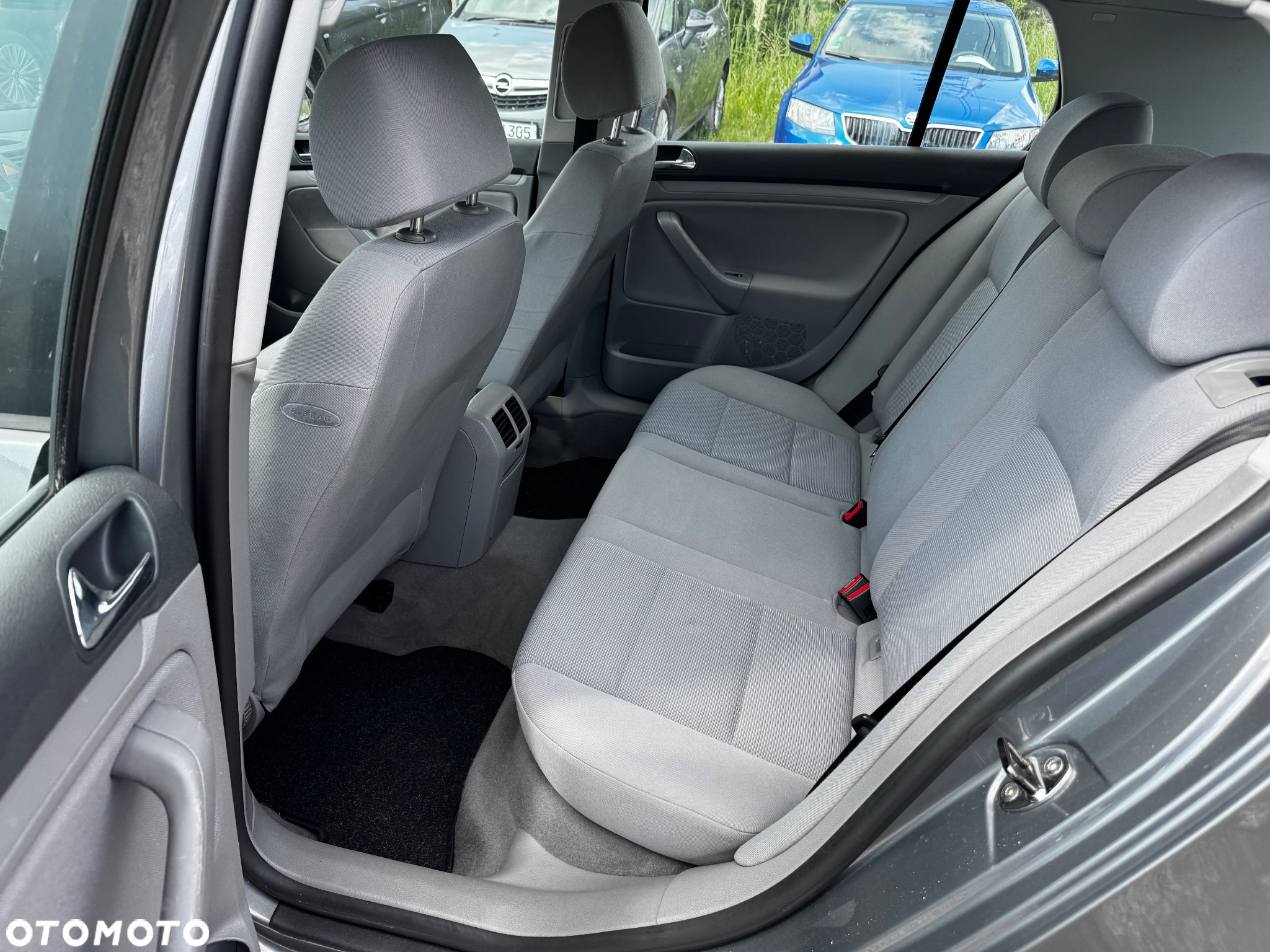 Volkswagen Golf 1.6 Trendline - 25