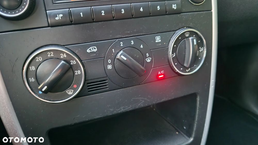 Mercedes-Benz Klasa B 180 CDI - 13