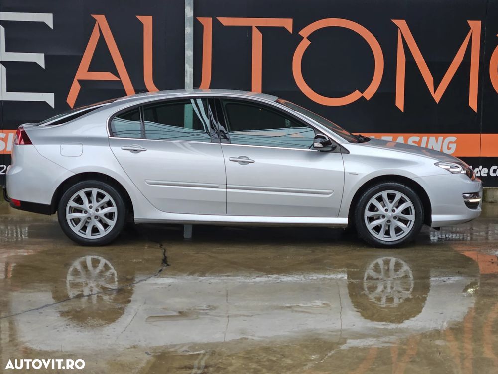 Renault Laguna dCi 110 FAP Dynamique - 8