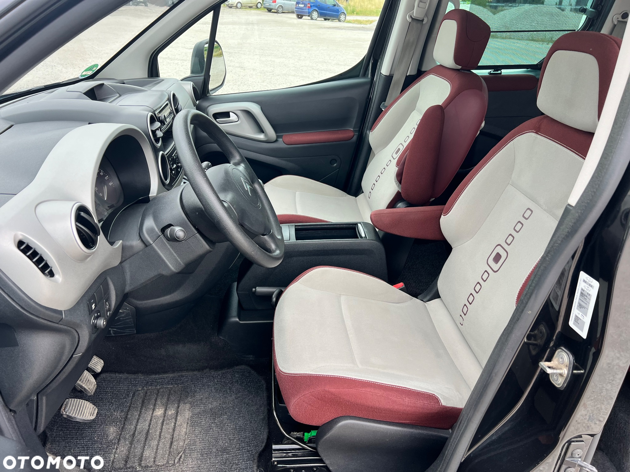 Citroën Berlingo 1.6 HDi 110 FAP Multispace Exclusive - 19