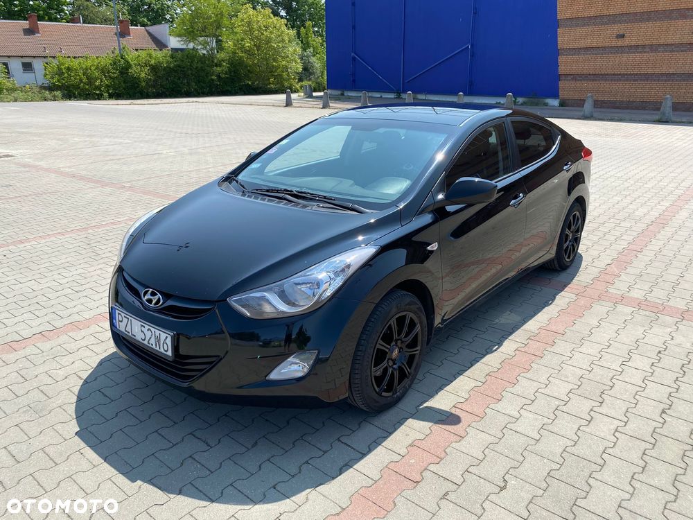 Hyundai Elantra 1.6 Classic + - 3