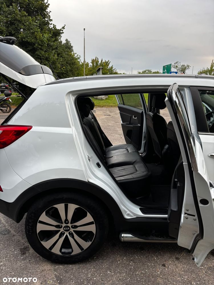 Kia Sportage 2.0 CRDI XL - 6