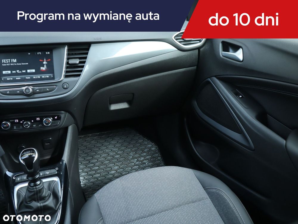 Opel Crossland X - 10