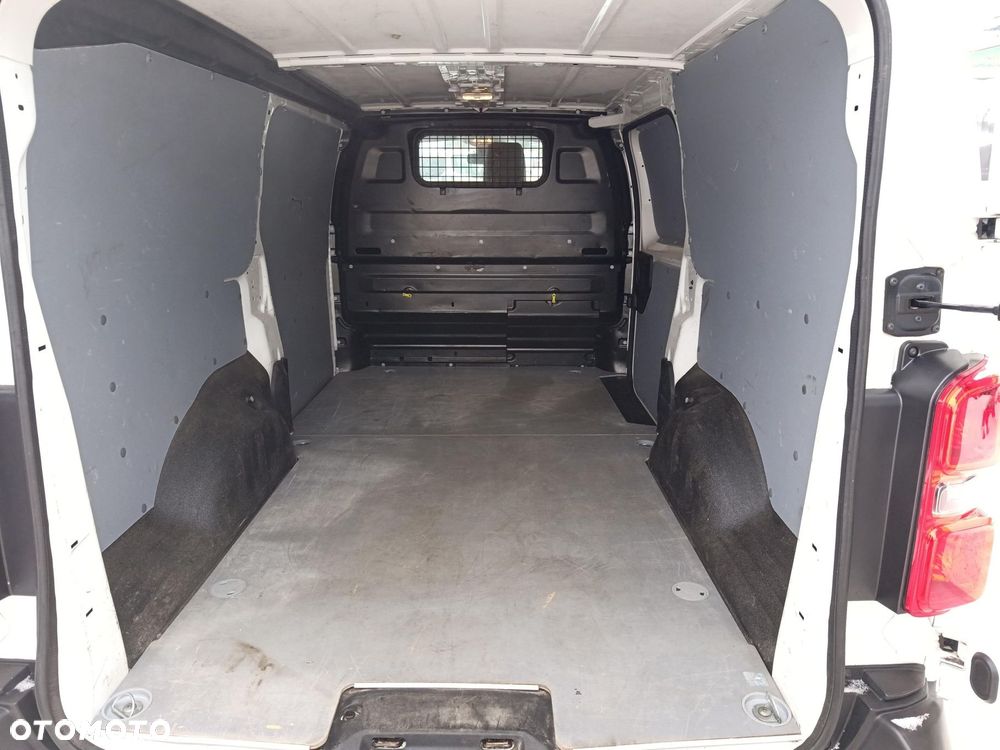 Toyota PROACE - 12