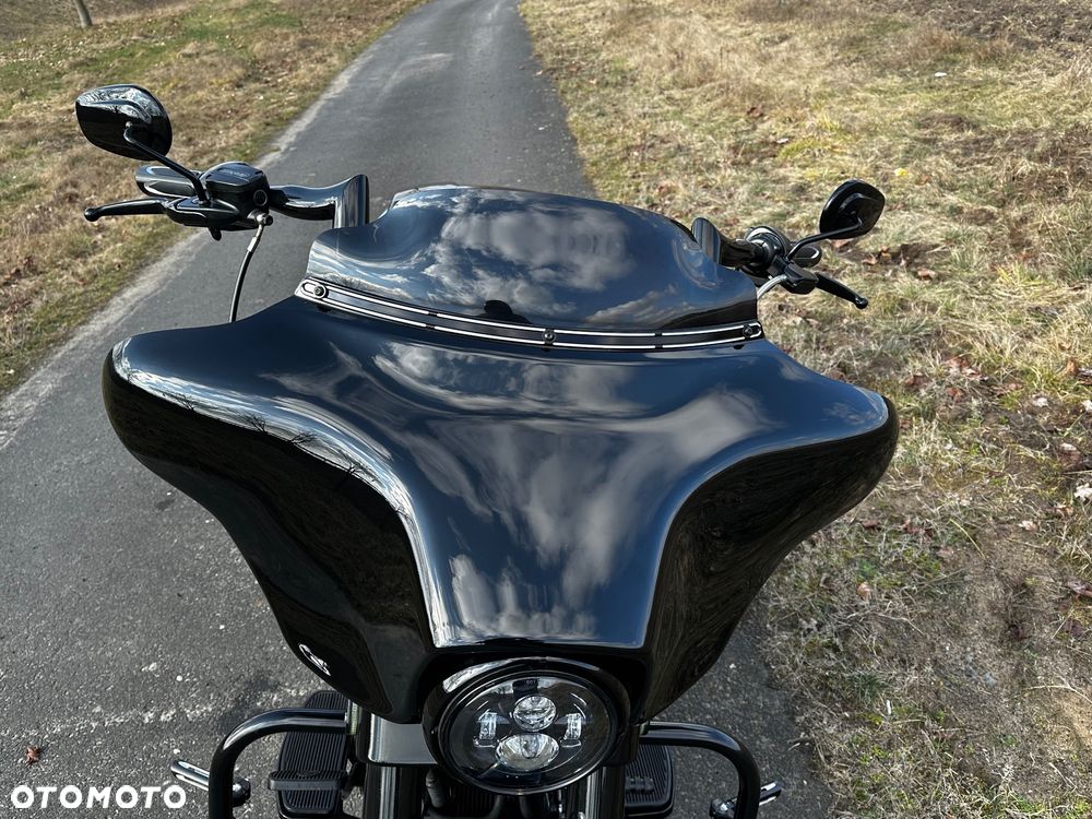 Harley-Davidson Touring Street Glide - 5