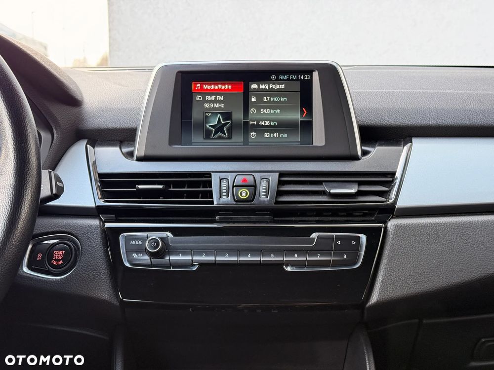 BMW Seria 2 218i - 33