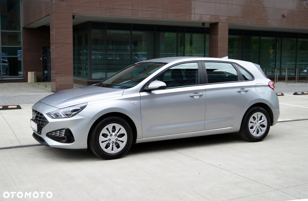 Hyundai i30 1.5 DPI Modern - 24