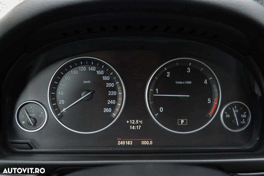 BMW Seria 5 520d Aut. BluePerformance - 6