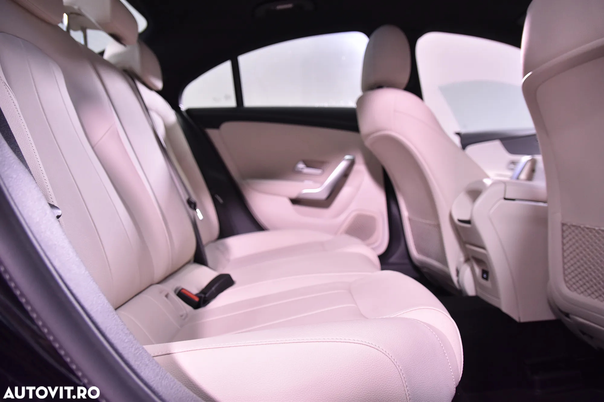 Mercedes-Benz CLA 180 7G-DCT Edition Progressive Line - 12