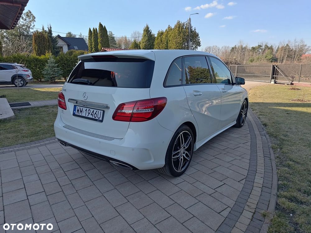 Mercedes-Benz Klasa B 160 7G-DCT AMG Line - 5