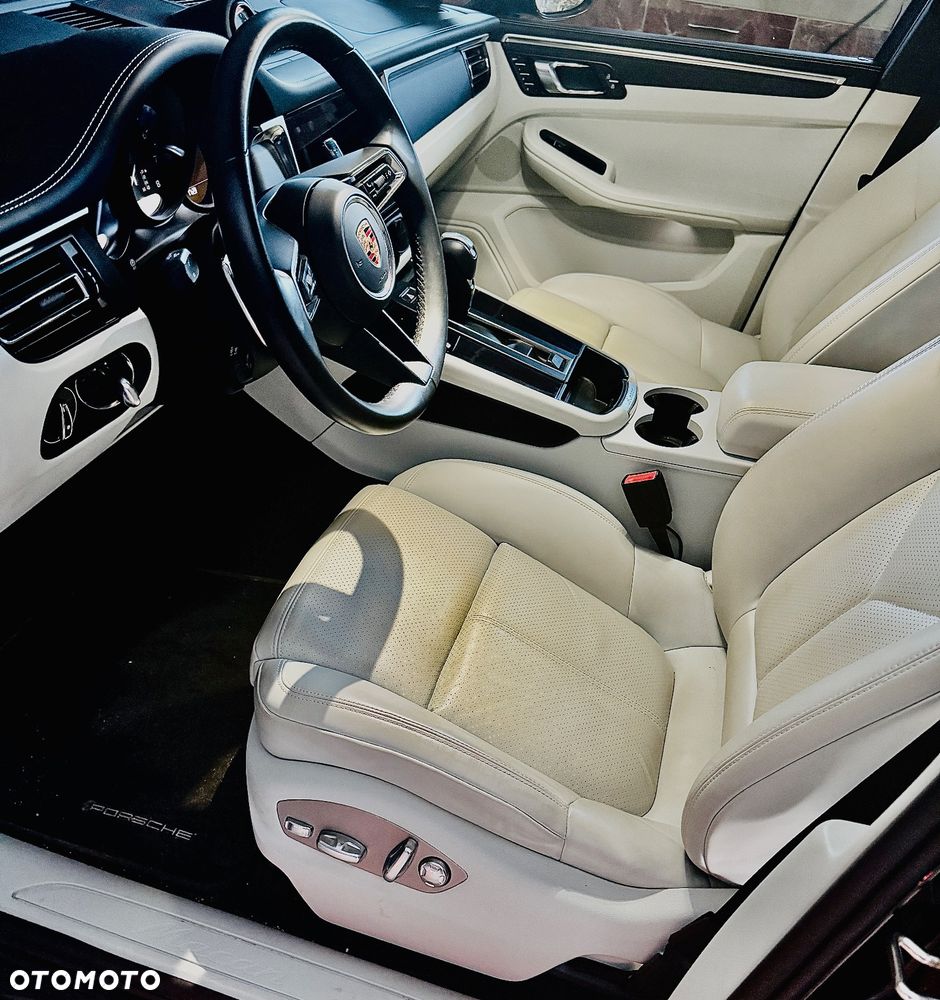 Porsche Macan T - 9
