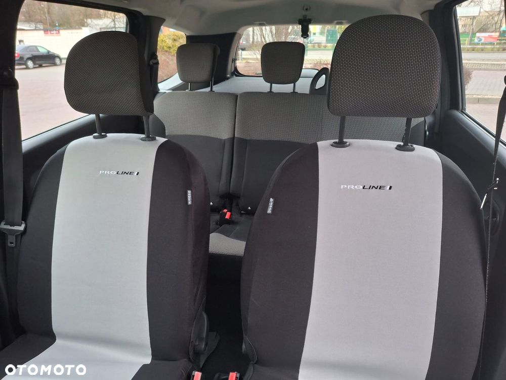 Dacia Lodgy 1.6 Ambiance - 19