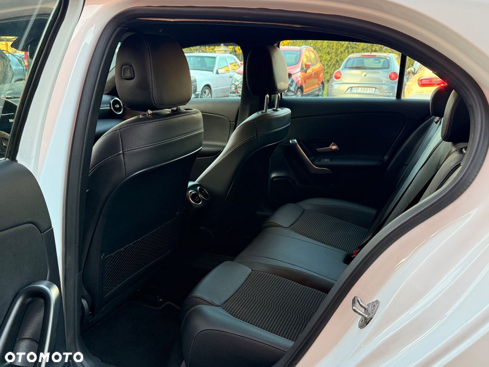 Mercedes-Benz Klasa A 180 Edition 2020 - 12