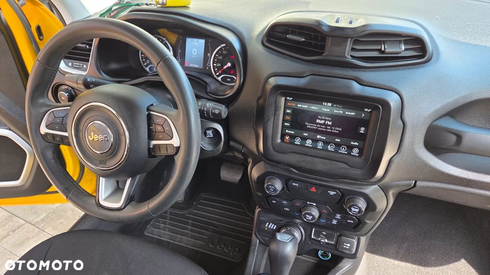 Jeep Renegade - 11