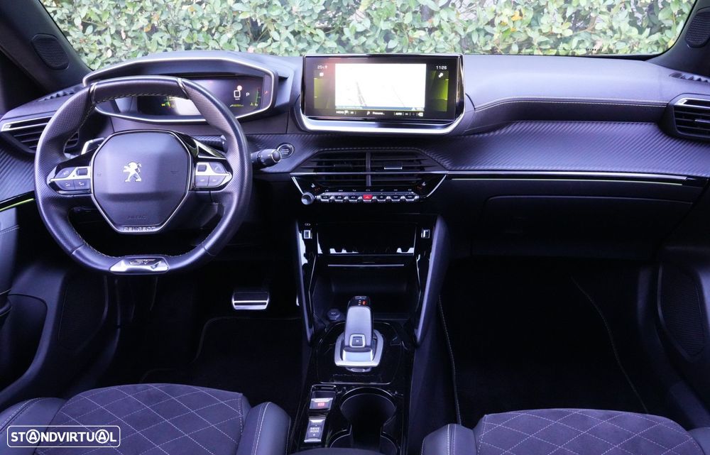 Peugeot 2008 2022 photo 2