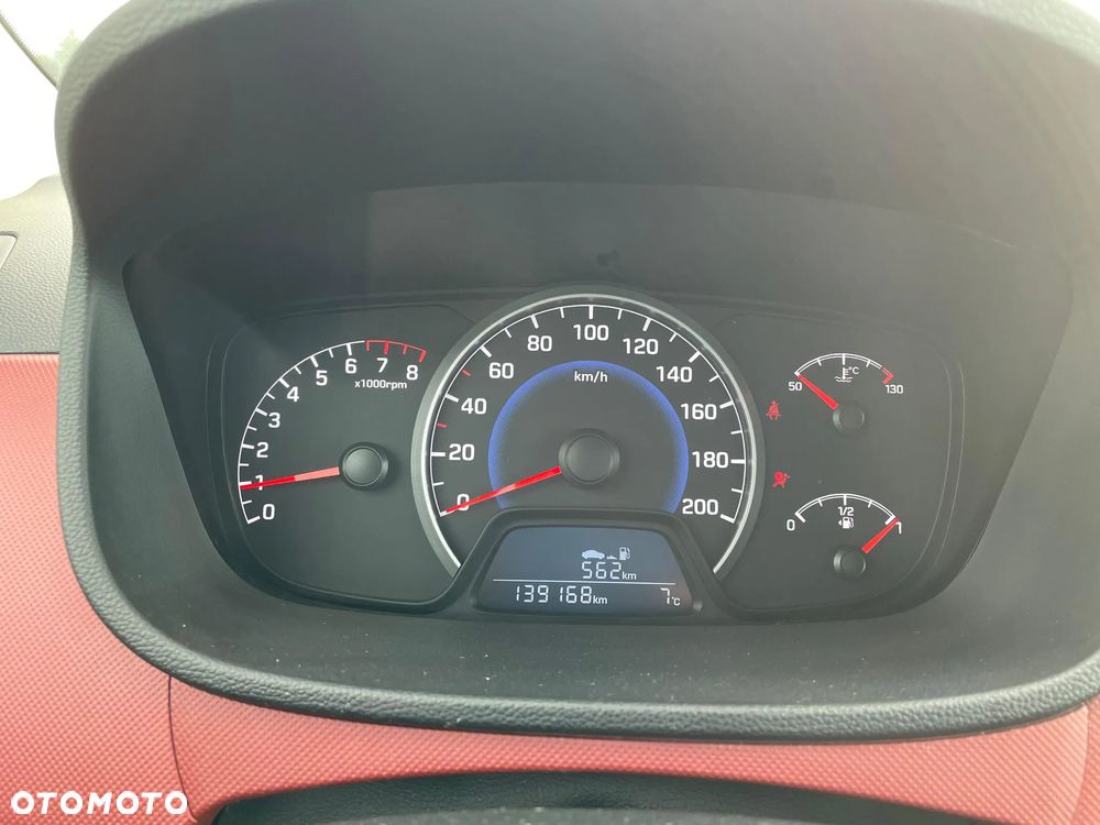 Hyundai i10 1.2 Fifa World Cup Edition - 16