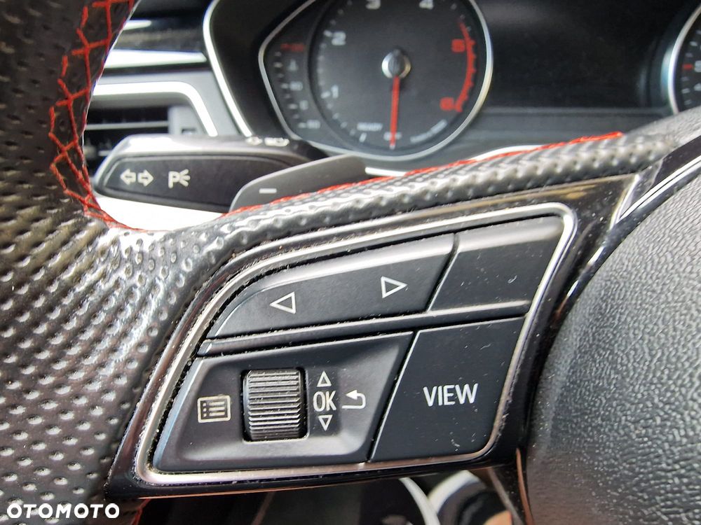 Audi A4 Avant 40 TDI quattro S tronic S line - 38